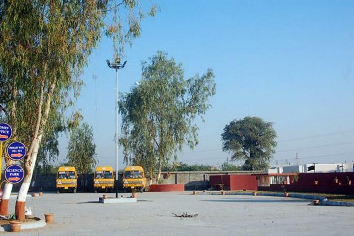 BAPS Swaminarayan Vidyamandir-Transportation