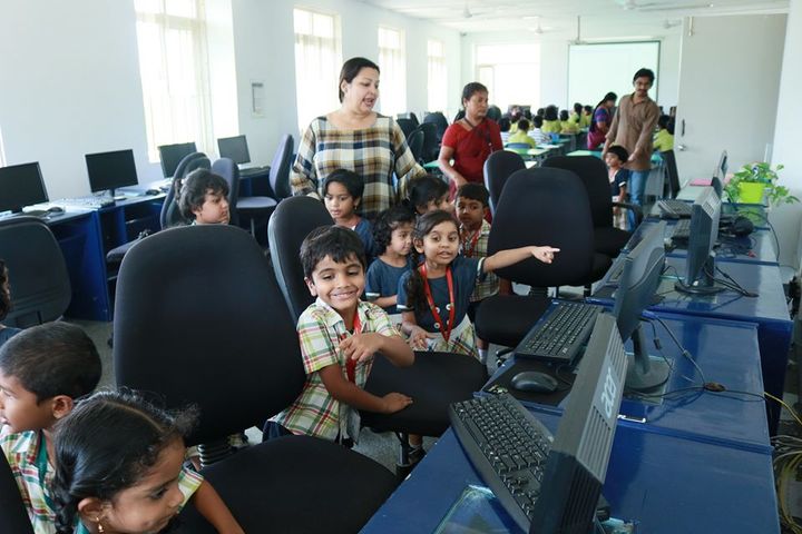 Epistemo Vikas Leadership School-Computer Lab