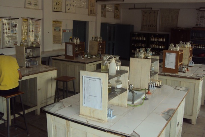 Kendriya Vidyalaya-Chemistry Lab