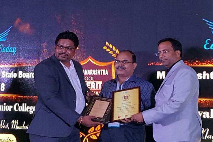 Vivek Vidyalaya and Junior College-Award Ceremony