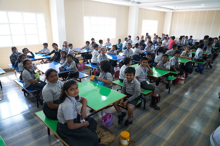Solitaire Global Schools-Canteen