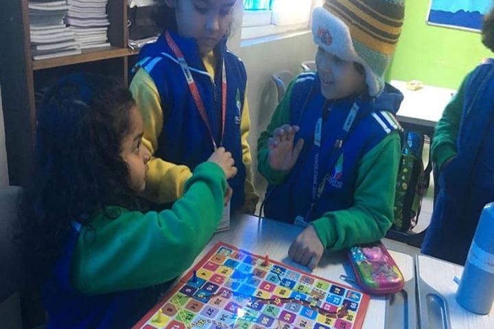 Pacific World School-Indoor Games