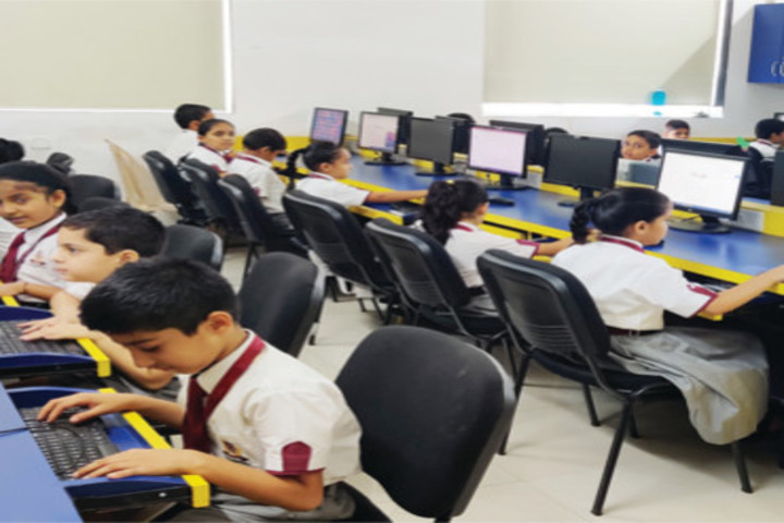 The Cambria International School-IT Lab