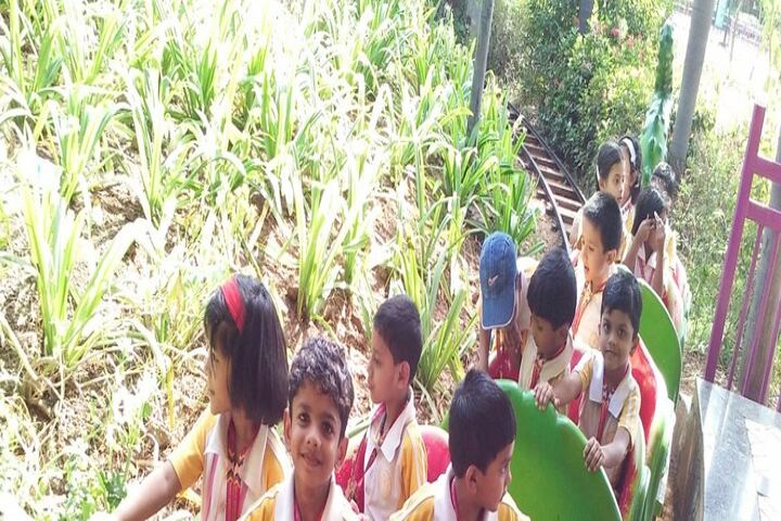 Holy Cross Convent School-Educational Tour