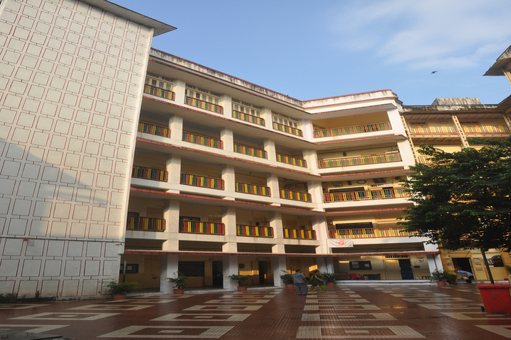 Lilavati Lalji Dayal High School-School View