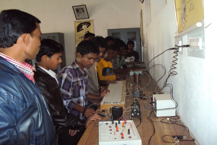 Government Model Higher Secondary School-Laboratory