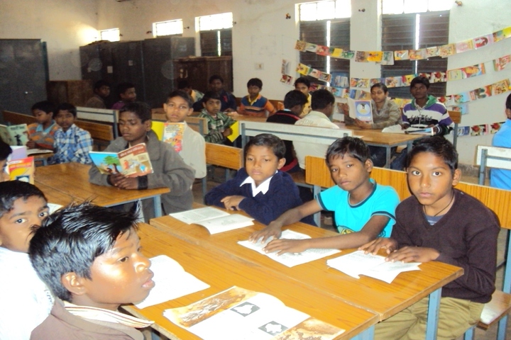Government Model Higher Secondary School-Library