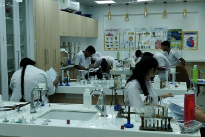 Billabong High International School-Science Lab