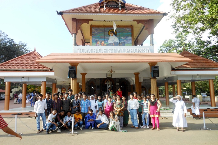Gyanodaya High School-Tour