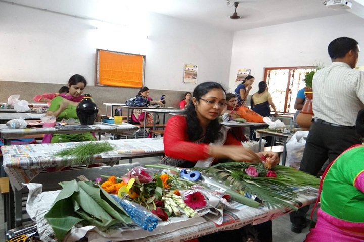 Holy Cross Convent Senior Secondary School-Activity