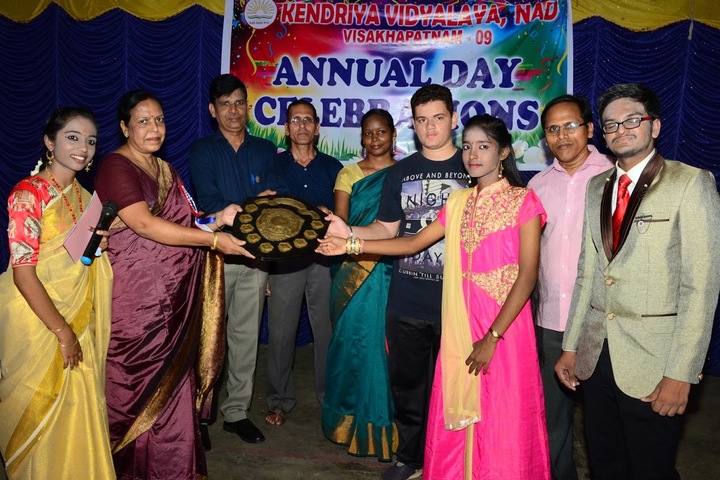 Kendriya Vidyalaya-Award Receiving