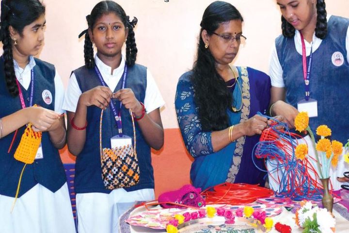 Vivekananda Vidyalaya-Arts