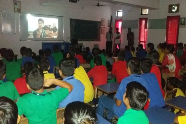 Gandhinagar International Public School-Digital Classroom