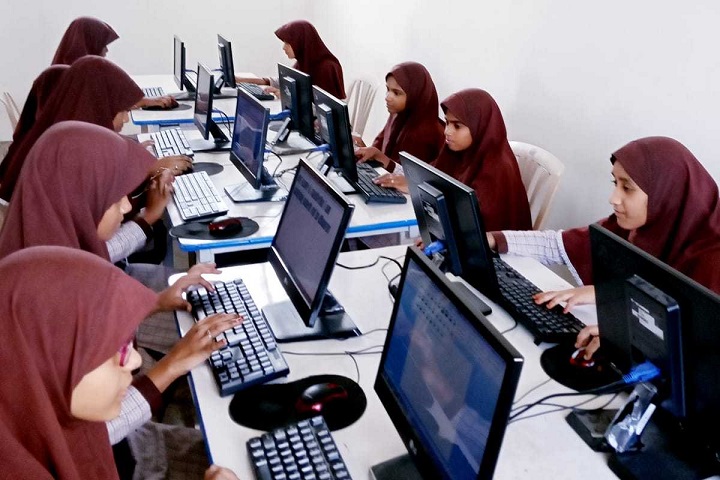 Dhaarus Salaam Matriculation Higher Secondary School-IT lab