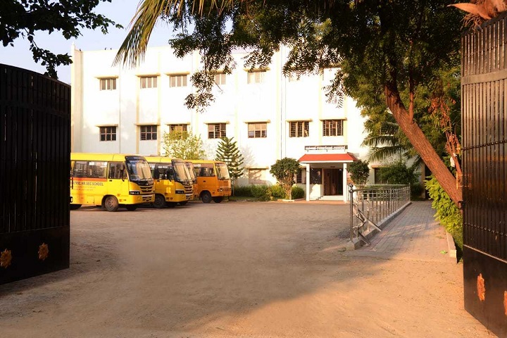 Dhaarus Salaam Matriculation Higher Secondary School-Transportation