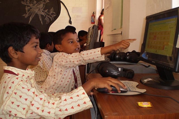 Isha Vidhya Matriculation Higher Secondary School-Computer lab
