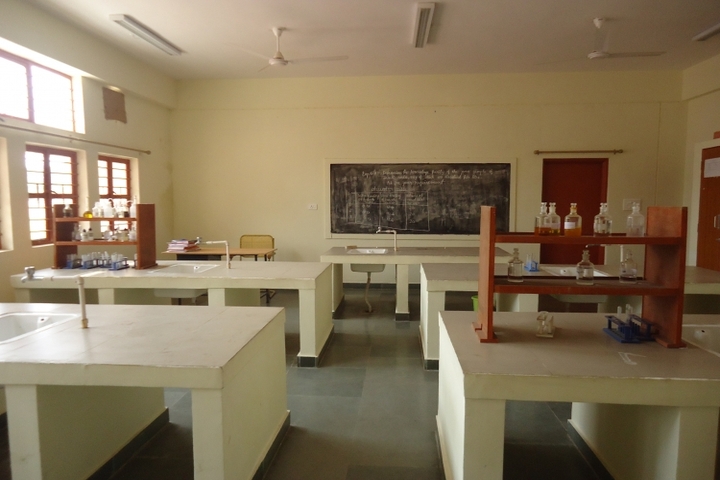 KENDRIYA VIDYALAYA DHAMTARI-biology lab