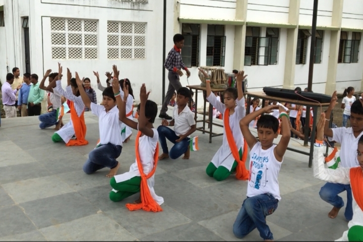 KENDRIYA VIDYALAYA DANTEWADA-independence day