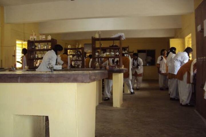 Maharishi Vidya Mandir-Chemistry Lab