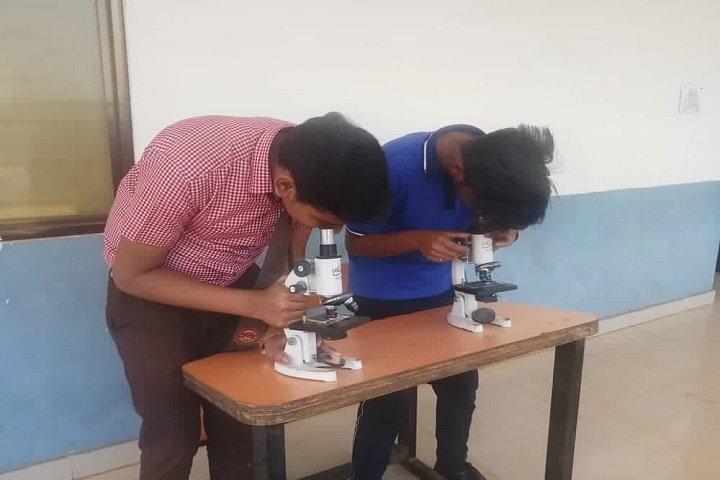Milestone Public School-Biology Lab