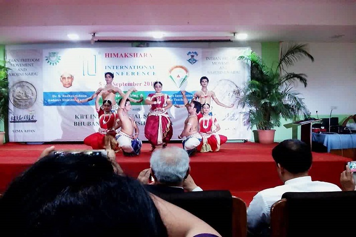 Milestone Public School-Dance