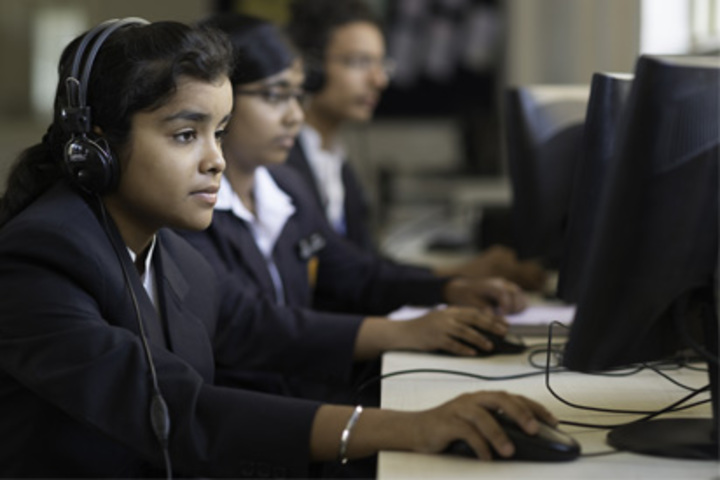 N H GOEL WORLD SCHOOL-computer lab