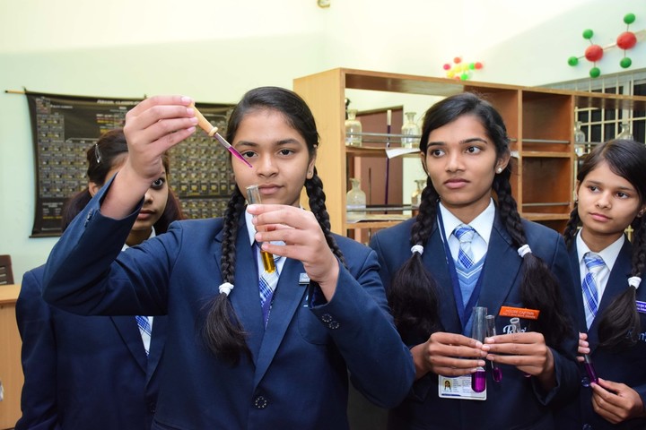 Rise And Shine Convent School-Chemistry Lab