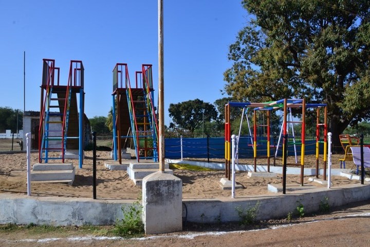 Rise And Shine Convent School-Kinergarten Playarea