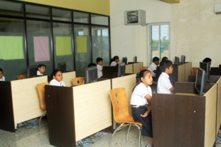 Rungta International School-Computer Lab