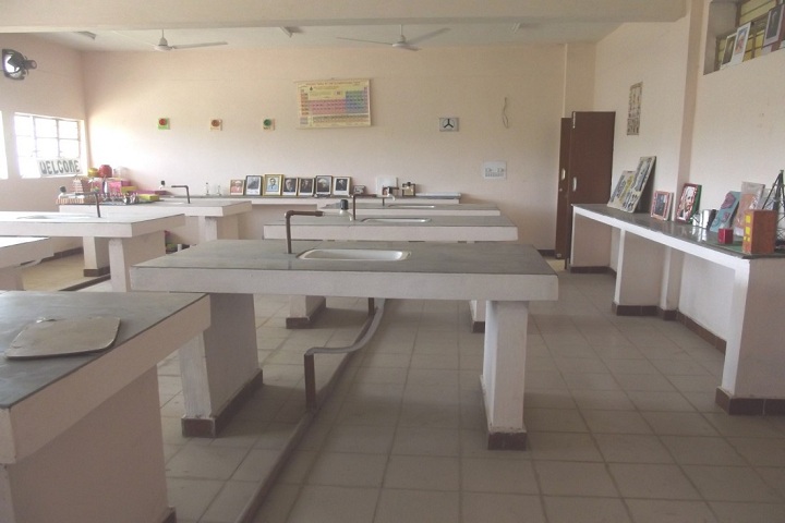 Kendriya Vidyalaya-Chemistry lab
