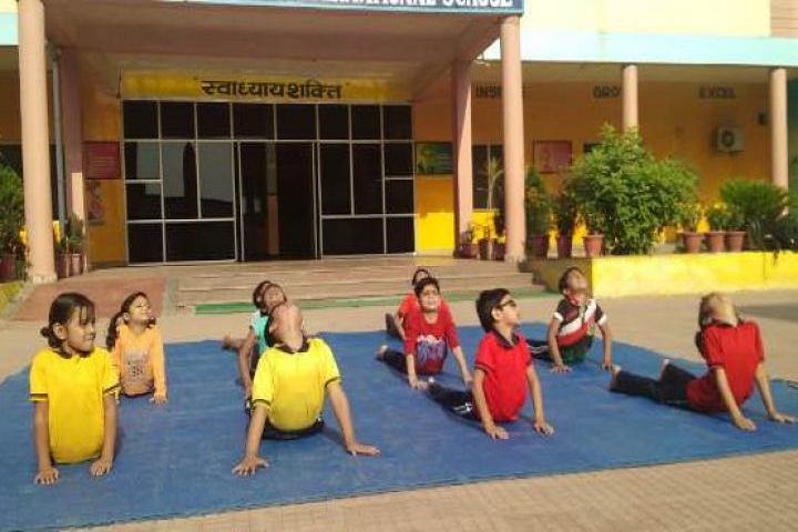 Shri Rawatpura Sarkar International School-Yoga