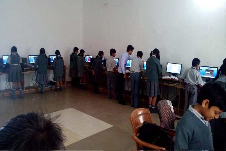 Shri Shankaracharya Public School-IT lab