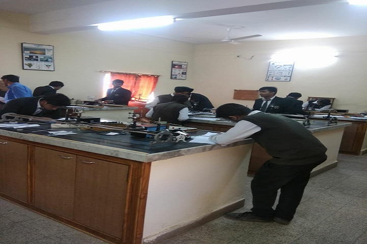 Shri Shankaracharya Vidyalaya-Physics Lab