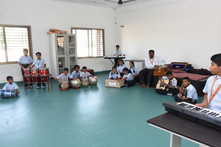 Vichakshan Jain Vidyapeeth-Music Room