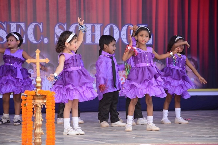 Weidner Memorial Senior Secondary School- Childrens programme