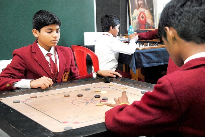 Weidner Memorial Senior Secondary School-Indoor Game Carrom