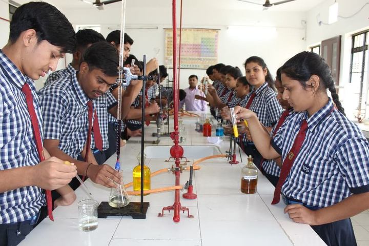 Yugantar Public School-Chemistry Lab