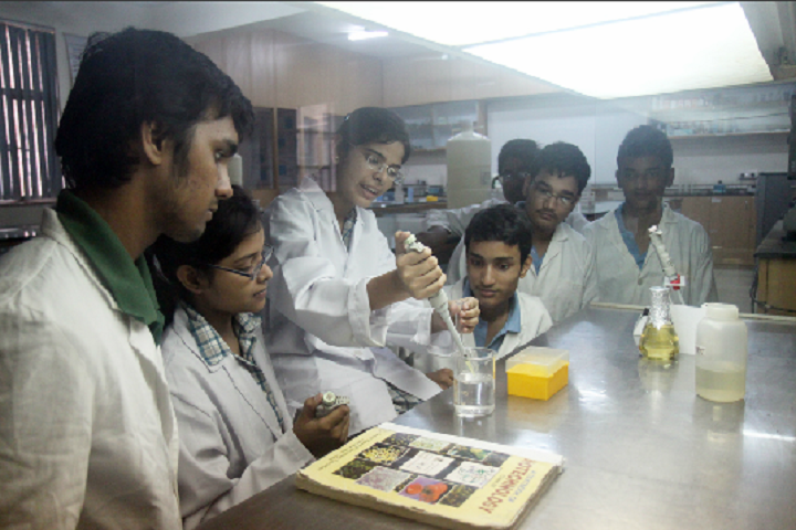 Ahlcon International School-Lab