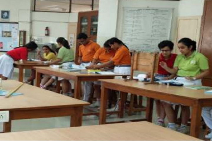 Air Force Golden Jubilee Institute- Physics Lab