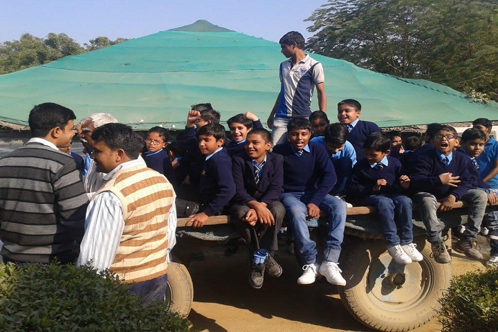 Air Force Gyan Jyoti School-Picnic