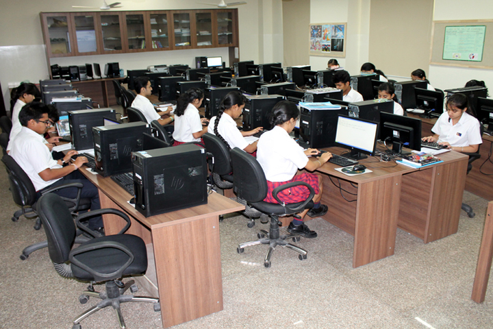 Ambience Public School-IT-Lab