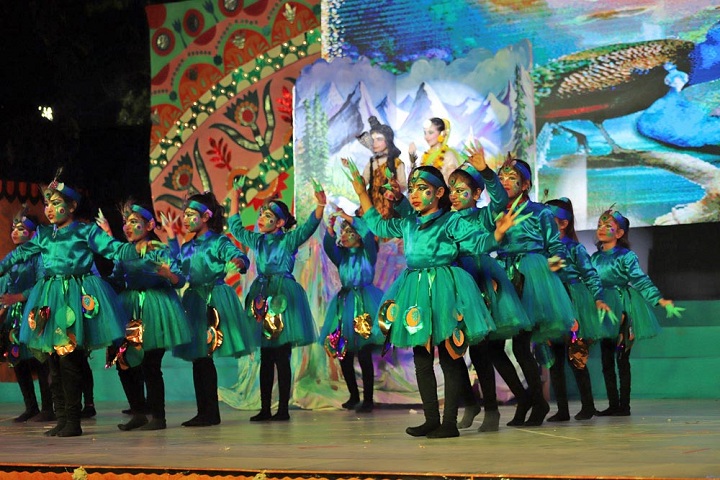 Amity International School-Dance