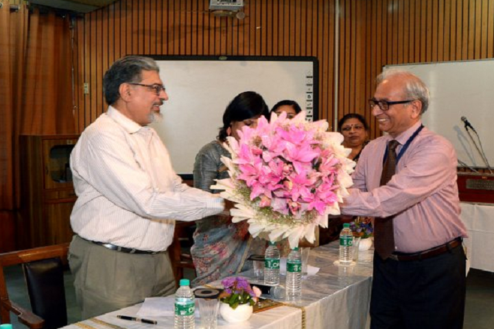 Appejay School-Felicitation