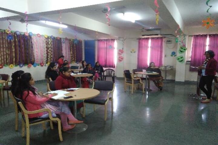 Arvind Gupta D A V Centenary Public School-Workshop