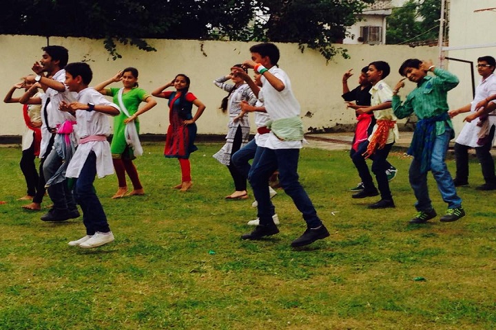 B S International School-Dance