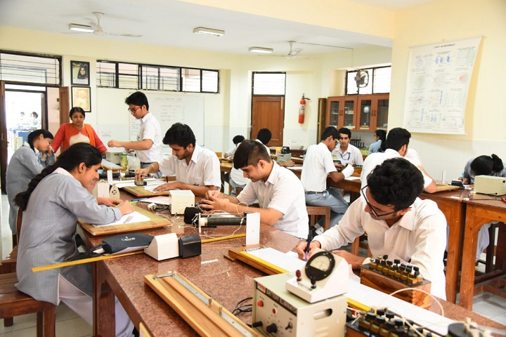 Bal Bharati Public School-Physics-Lab
