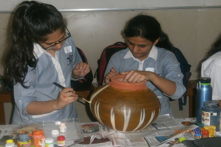 Bal Bharati Public School-Pot Painting