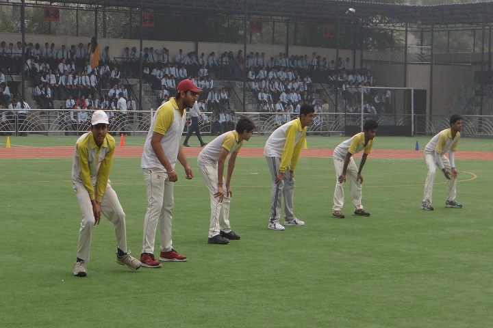 Bal Bhavan Public Schoo-Cricket Practice