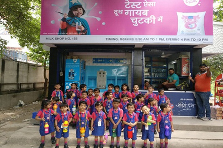 Basava international School-Visit to mother dairy
