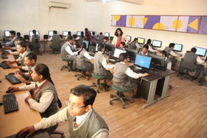 Bhai Parmanad Vidya Mandir-Computer Lab